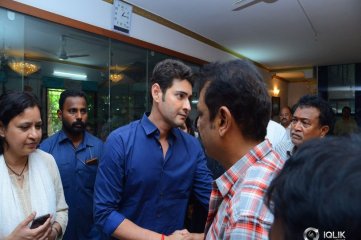 Celebrities Pay Homage to Vijaya Nirmala Garu